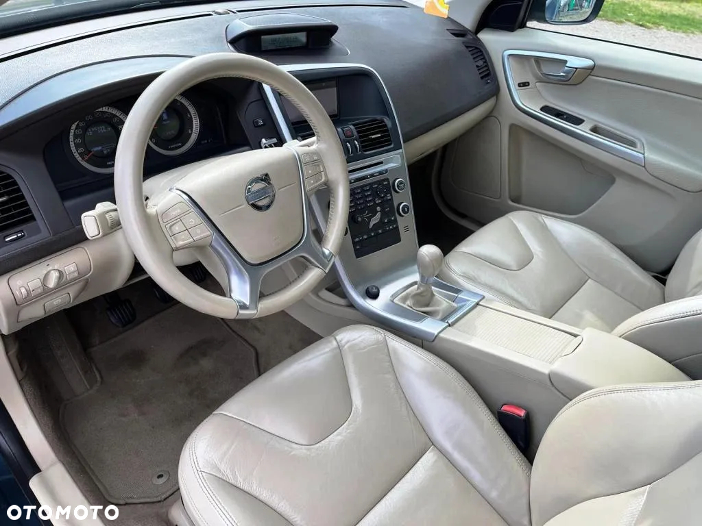 Volvo XC 60 D4 Summum - 25