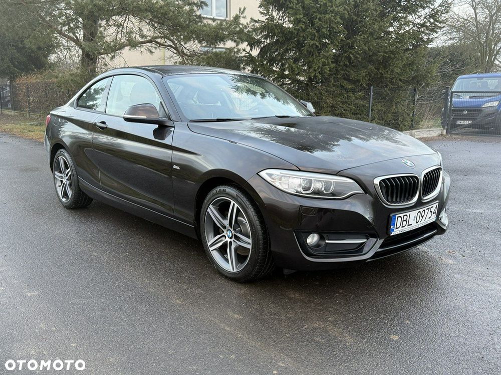 BMW Seria 2 220i Sport Line - 2