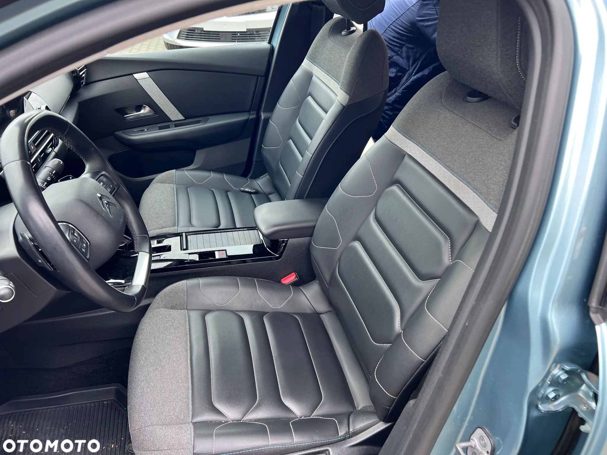 Citroën C4 1.2 PureTech Feel S&S EAT8 - 8