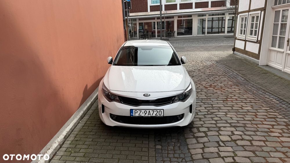 Kia Optima - 2