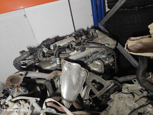 Motor Com Acessorios Toyota Auris (_E18_)
