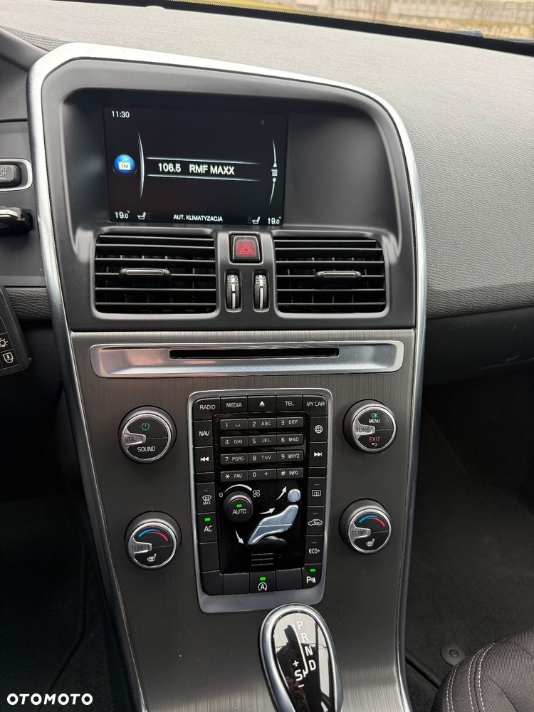 Volvo XC 60 D3 Geartronic Kinetic - 17