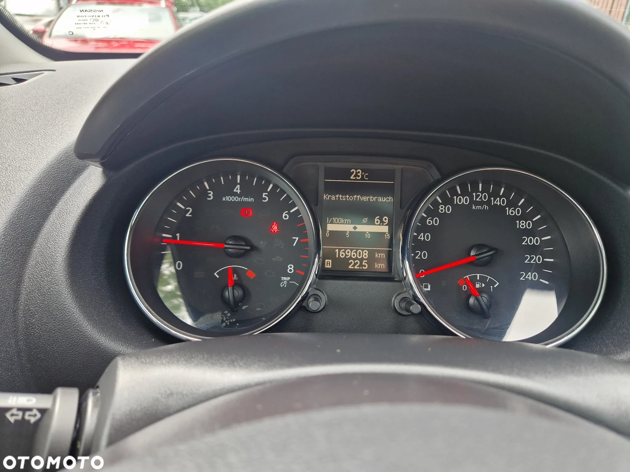 Nissan Qashqai 1.6 visia - 24