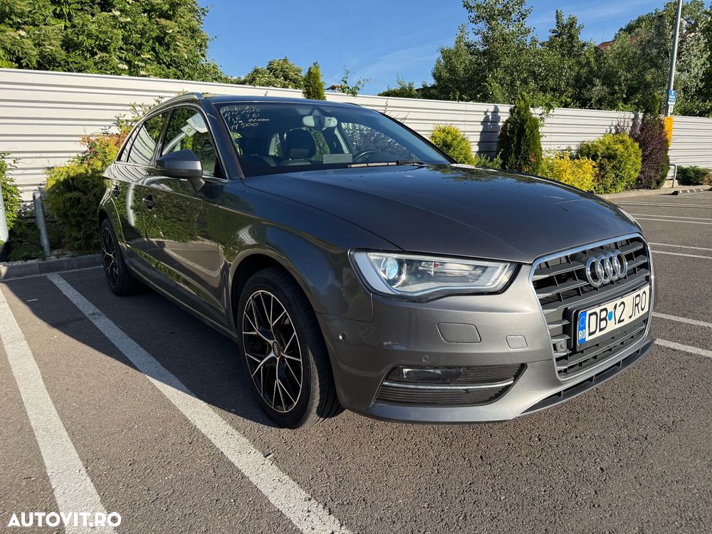 Audi A3 Sportback - 1