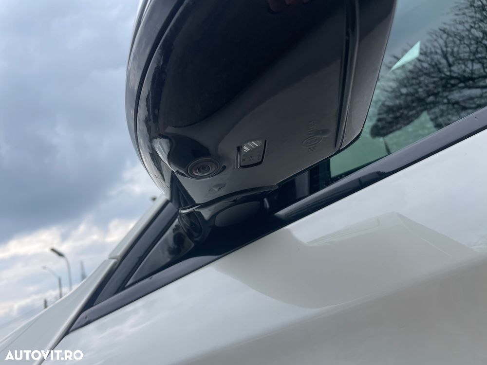 Mercedes-Benz E - 17