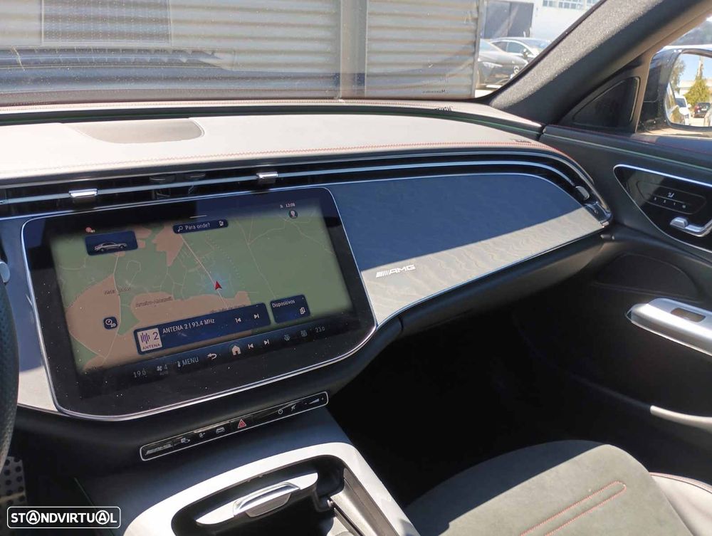 Mercedes-Benz E 53 AMG Hybrid 4Matic+ - 5