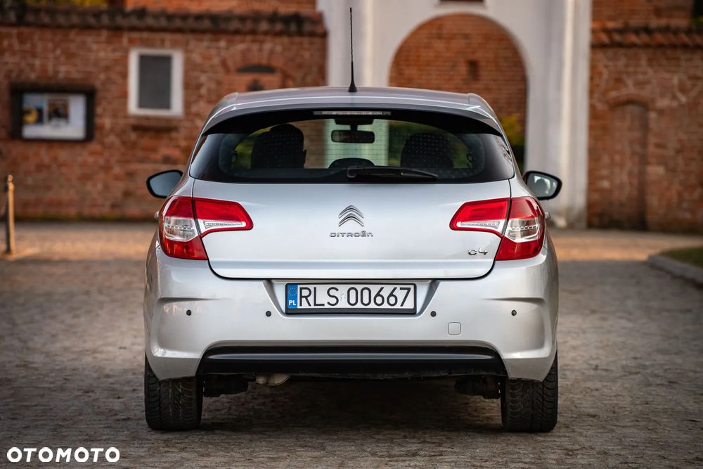 Citroën C4 1.6 VTi Attraction - 4