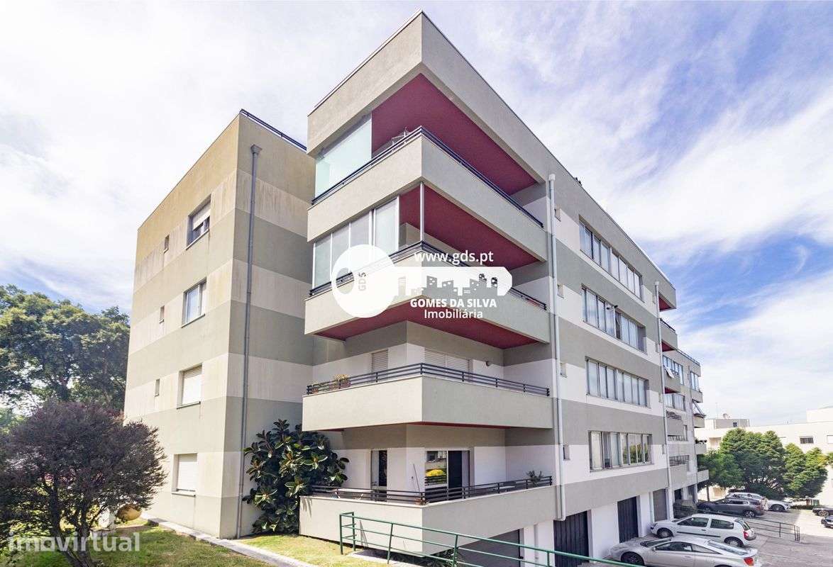 Apartamento T3 remodelado em condomínio fechado - Grande imagem: 2/41