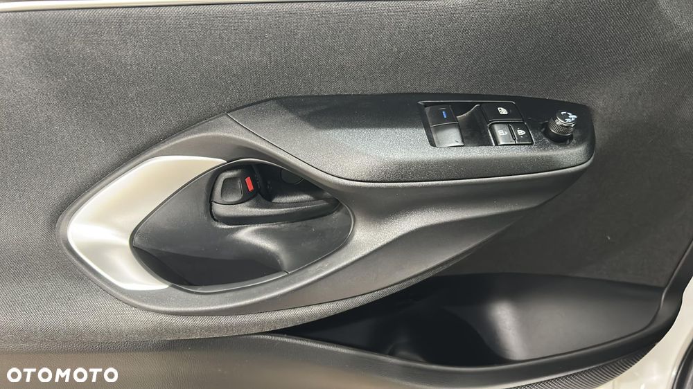 Toyota Yaris 1.5 Comfort - 14