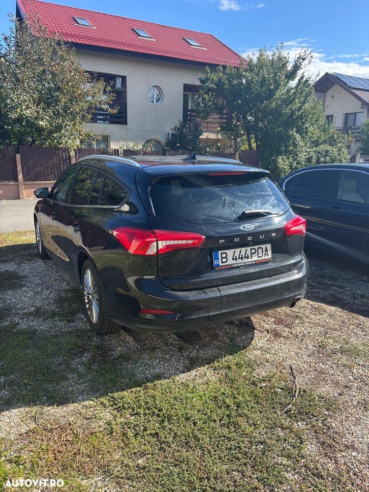 Ford Focus 1.5 EcoBlue Start-Stopp-System Aut. TITANIUM - 2