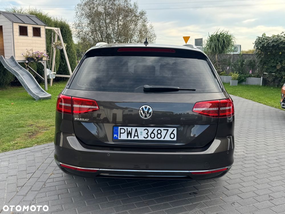 Volkswagen Passat 2.0 TDI (BlueMotion Technology) DSG Highline - 17