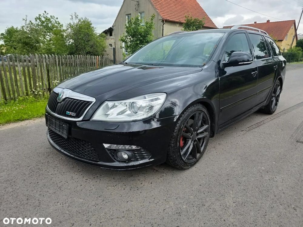 Skoda Octavia 2.0 TSI RS - 9
