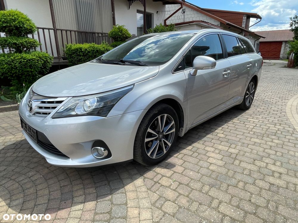 Toyota Avensis 1.6 Edition (2014) - 9