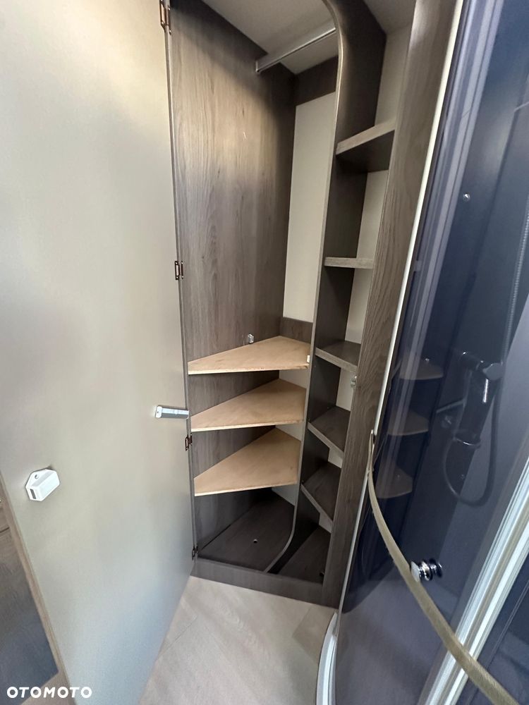Ford CHAUSSON 720 Titanium Premium - 26