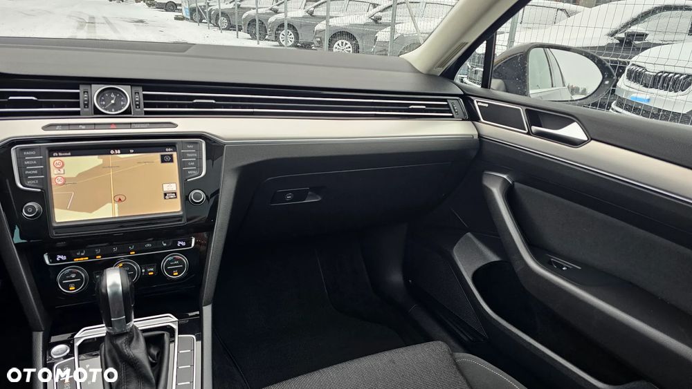 Volkswagen Passat Variant 2.0 TDI BMT Comfortline DSG - 13