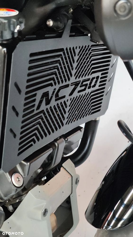 Honda NC - 24