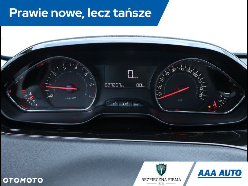 Peugeot 208 - 12