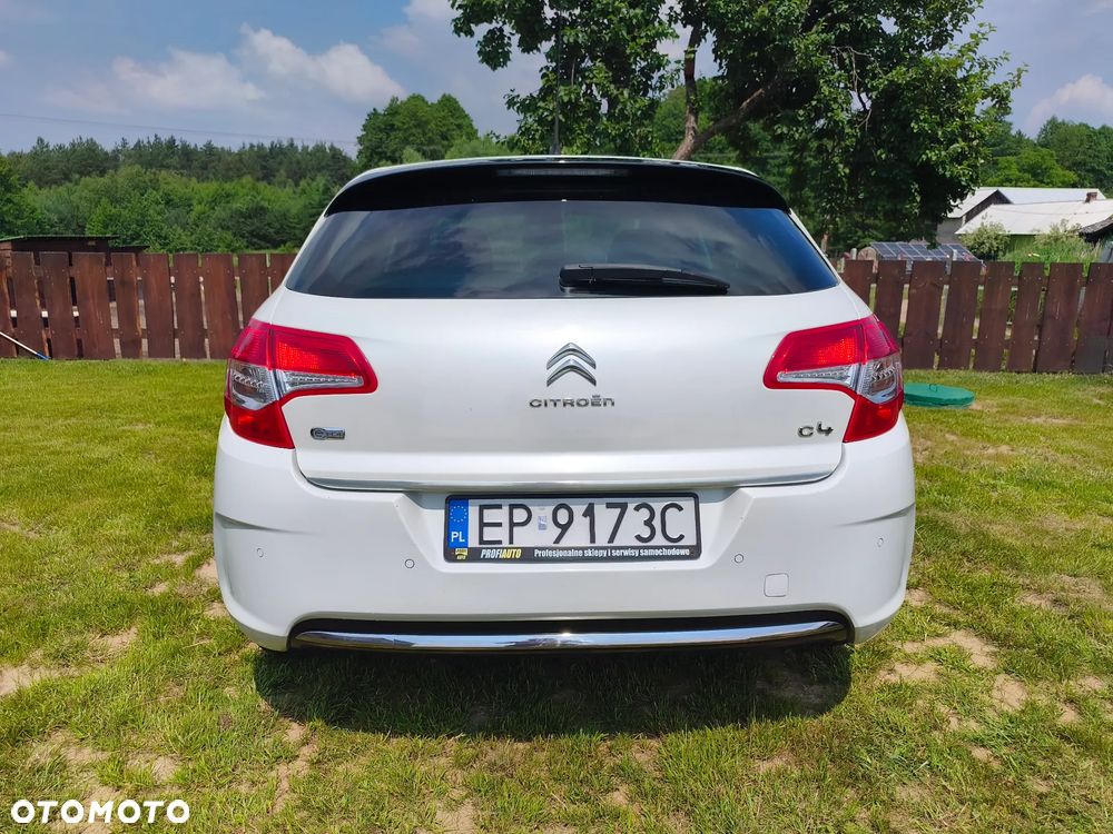 Citroën C4 1.6 HDi Exclusive - 4