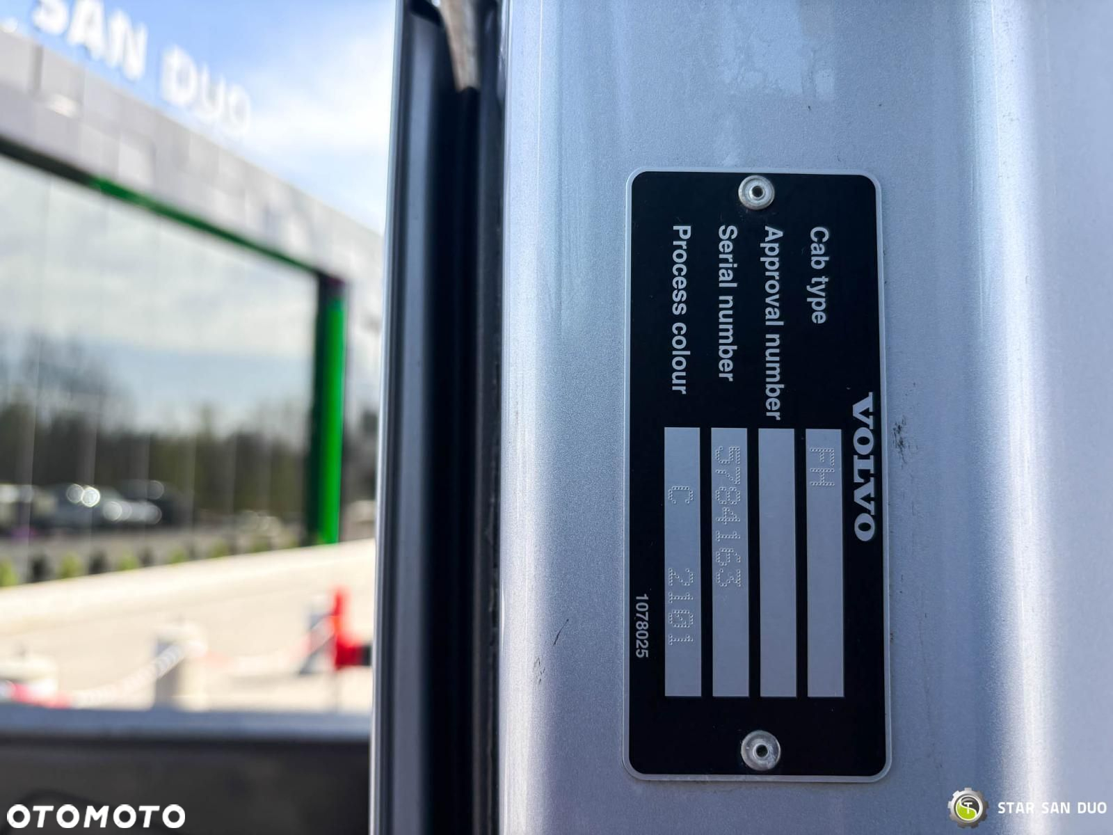 Volvo FH 500 8x4*4 PK65002 Fly JIB HDS Żuraw 7456 godzin Euro 6 Wciągarka - 29