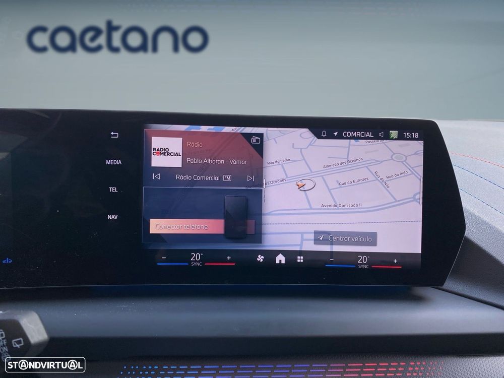 BMW 118 d Pack Desportivo M - 8