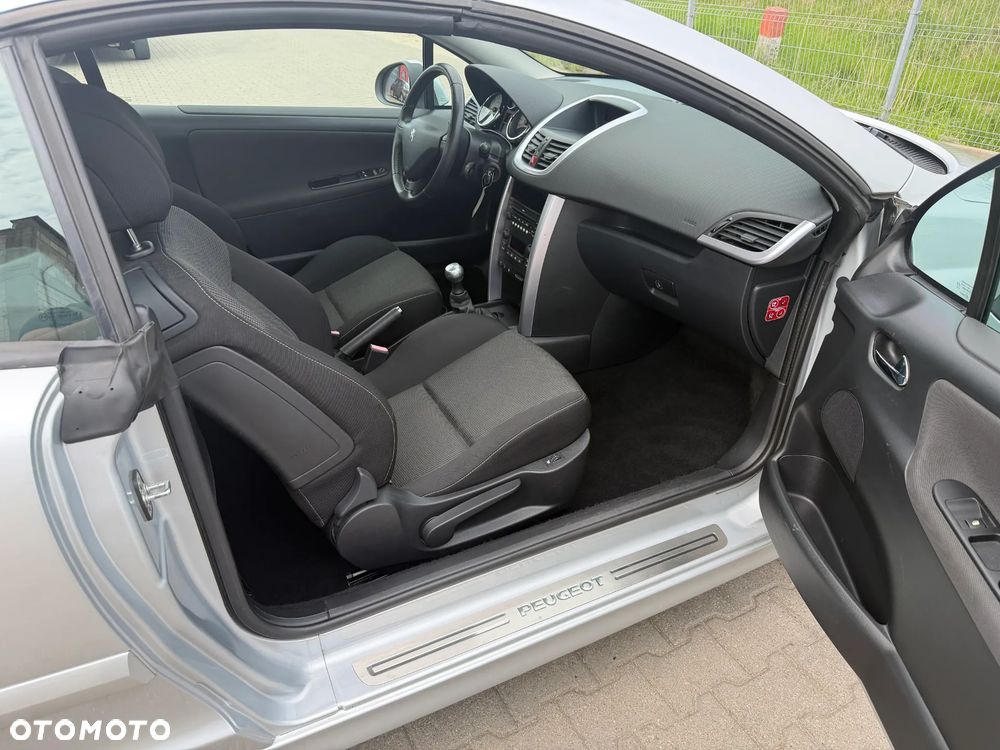 Peugeot 207 CC 120 VTi Sport - 19