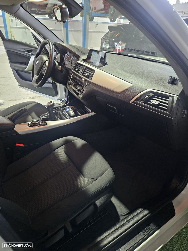 BMW 116 d Line Sport - 13