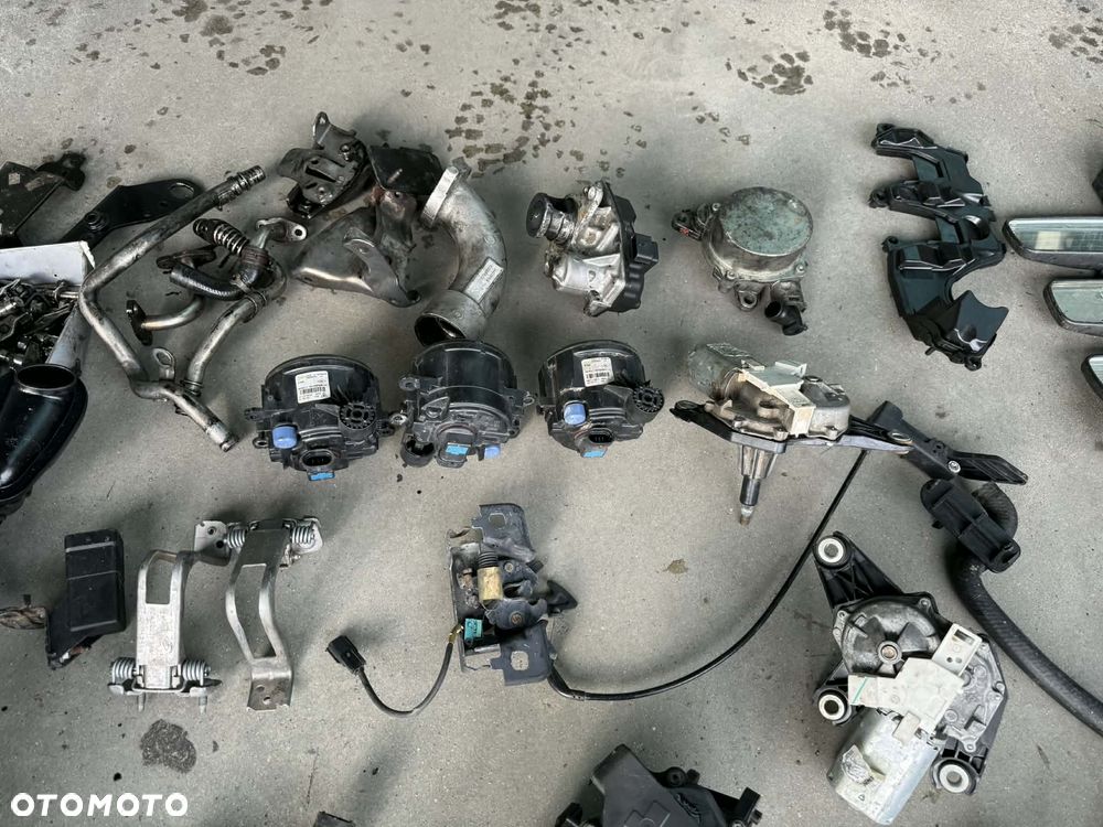 Części Silnik Vivaro Trafic 1,6 Biturbo Głowica Pompa Oleju Misa Chłodniczka EGR Rurki Dekle Łapy - 10