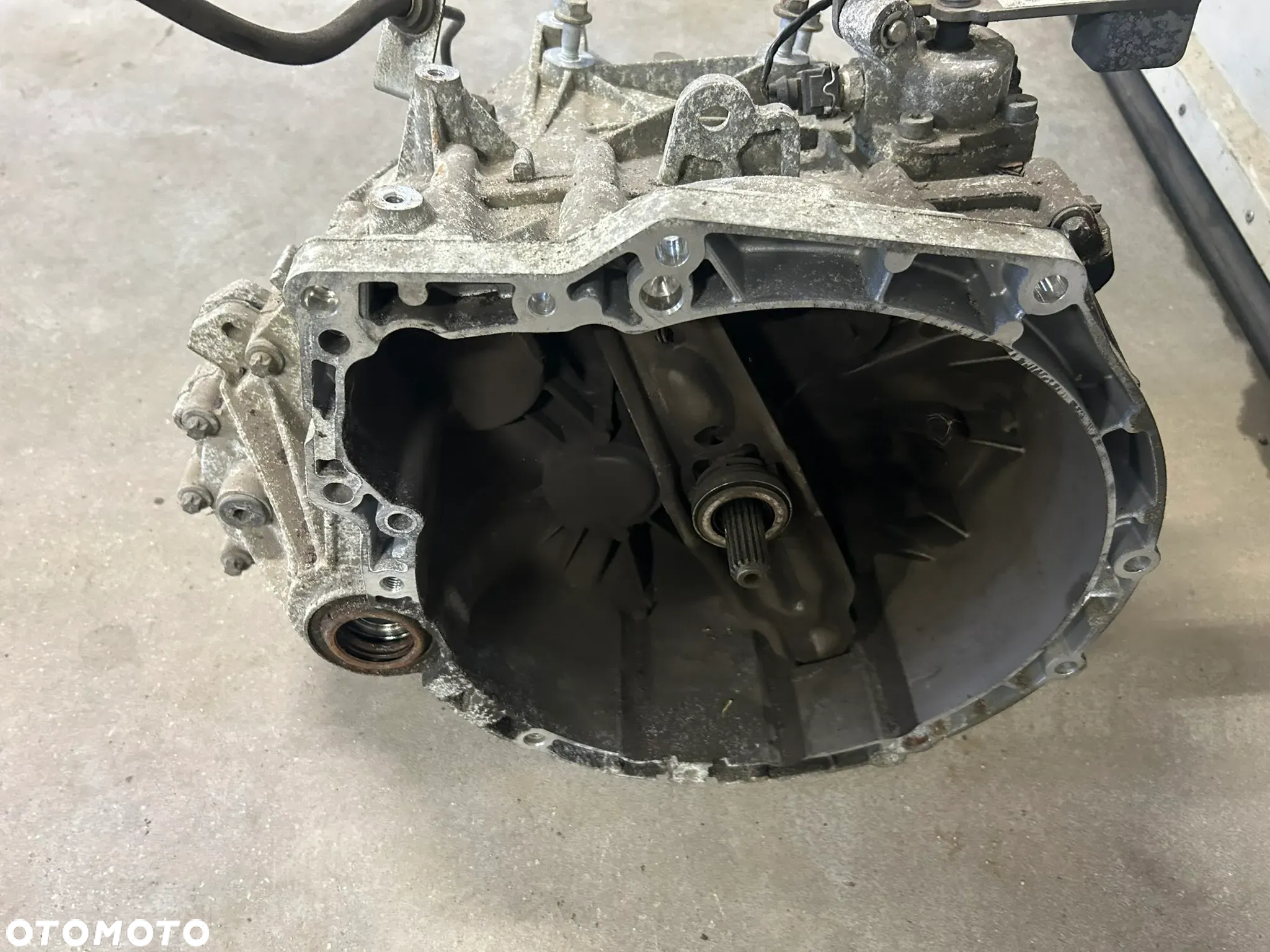 Mini Cooper R56 1.6 16v skrzynia biegow manualna 6  2300.7568724-02  0326626chb - 4