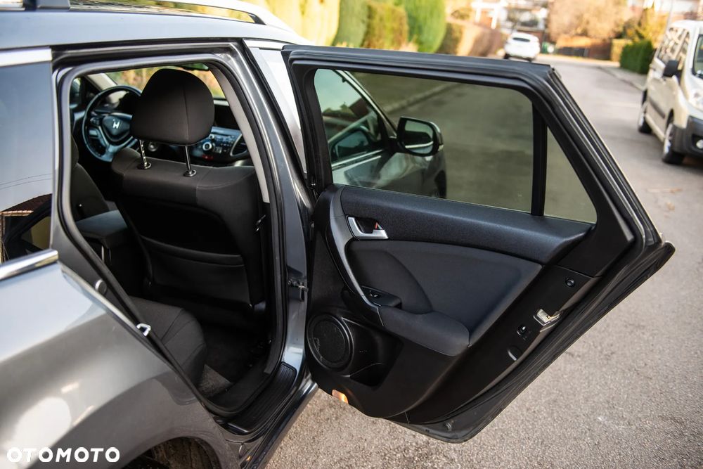 Honda Accord 2.0 Executive - 24