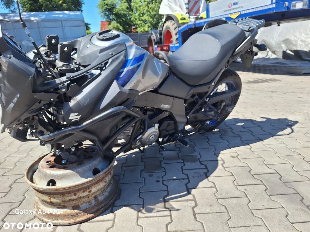 Suzuki V-STROM - 7