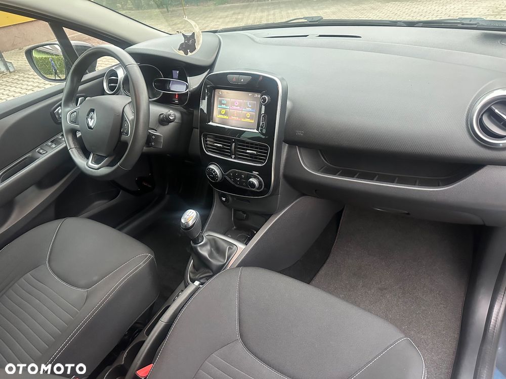 Renault Clio 1.2 16V Limited - 14