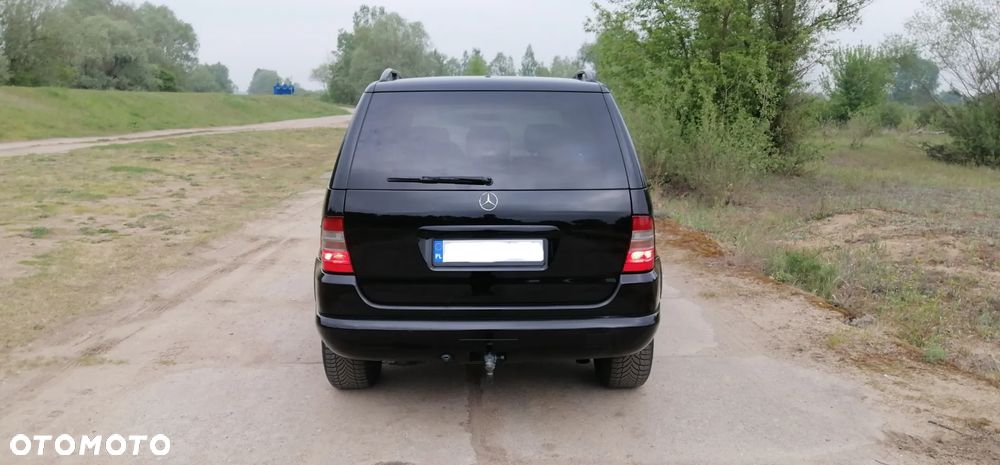 Mercedes-Benz ML - 9