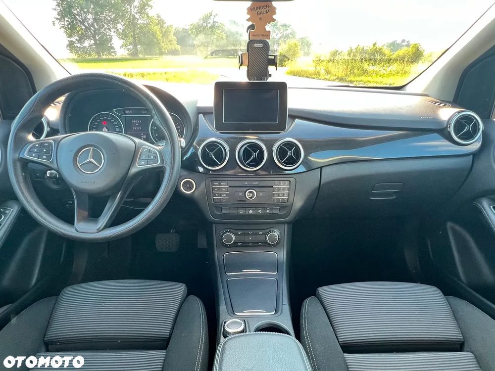 Mercedes-Benz Klasa B 180 7G-DCT - 14