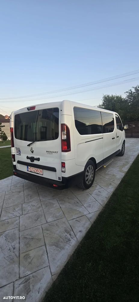 Renault Trafic Combi 2.0 Blue dCi 150 EDC S&S L2 8+1 Zen - 4