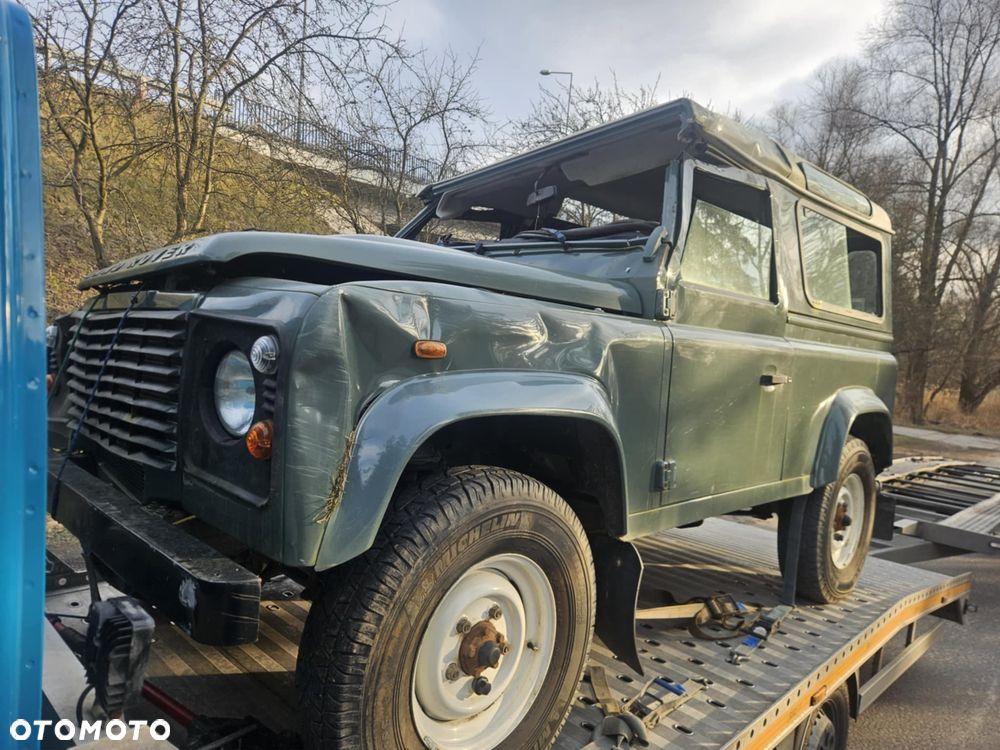 Land Rover Defender 90 Edition - 7