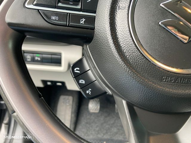 Suzuki Swift 1.2 Dualjet Hybrid MT Club - 19