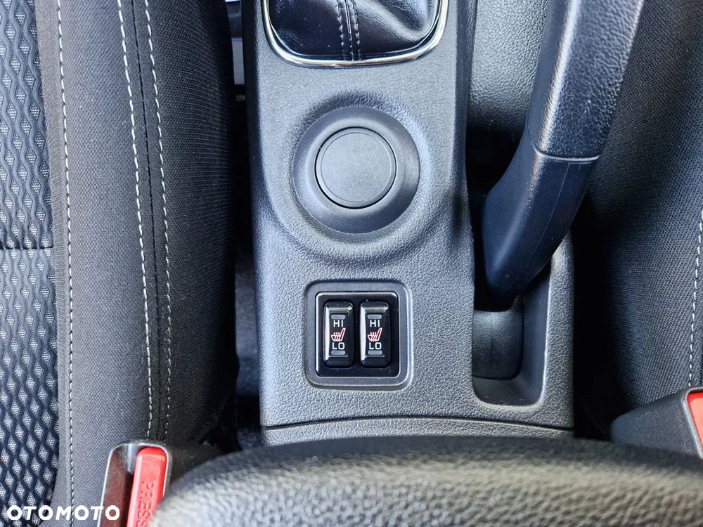 Mitsubishi Outlander 2.0 2WD SUV-Star - 34