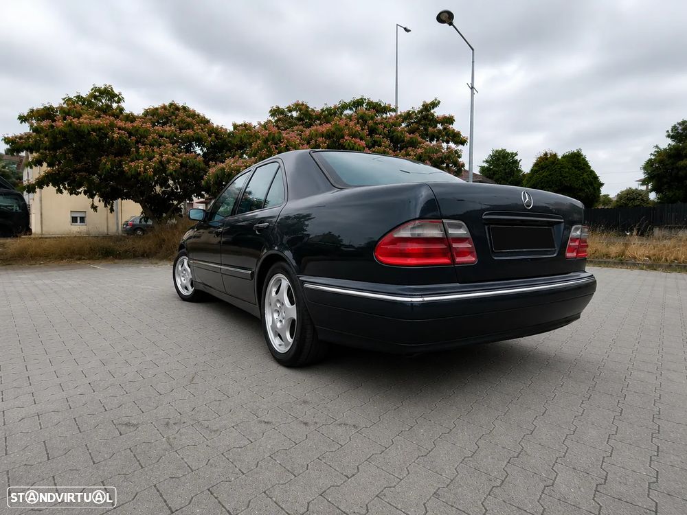 Mercedes-Benz E 220 CDI Avantgarde - 5