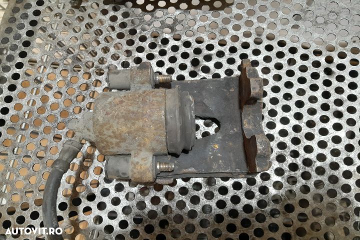 Etrier fata stanga Volkswagen VW Golf 6 [2008 - 2015] Van wagon 5-usi - 4