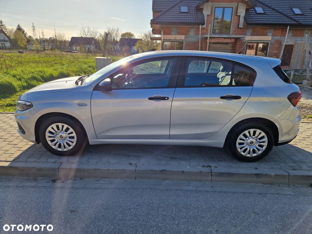 Fiat Tipo 1.4 T-Jet 16v Easy - 33