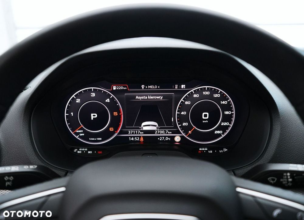 Audi Q2 - 18