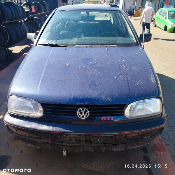 Volkswagen Golf 3 na części .