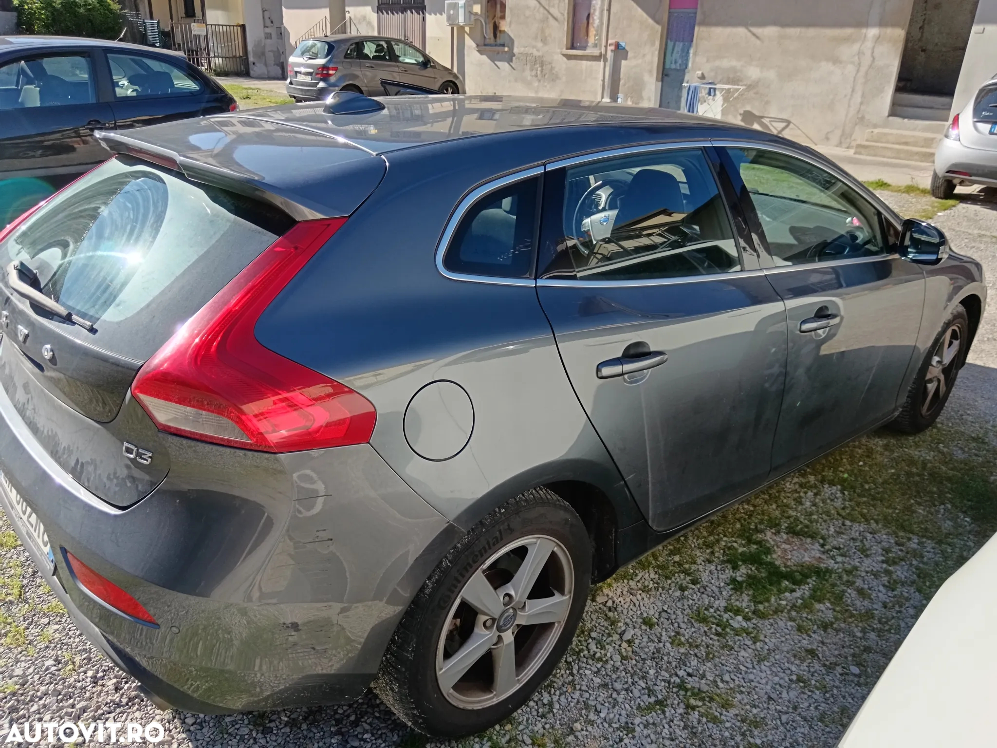 Volvo V40 Cross Country D3 Geartronic Momentum - 3