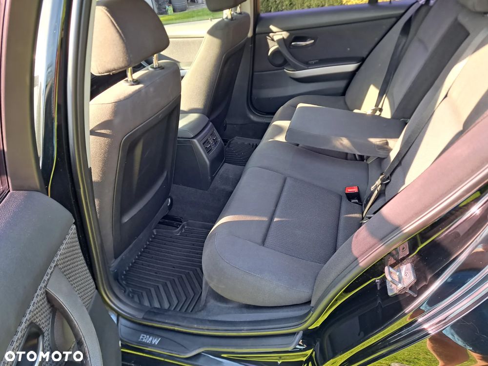 BMW Seria 3 316d - 13
