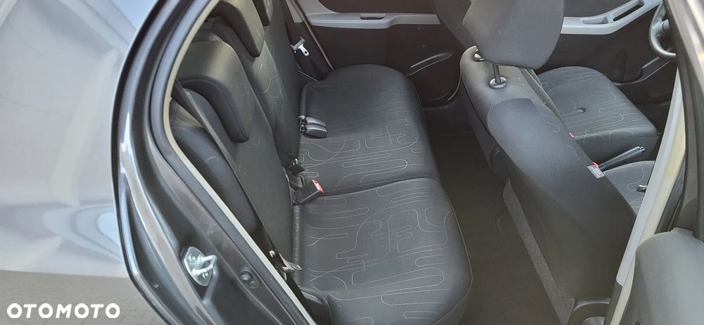 Toyota Yaris 1.0 Entry - 18