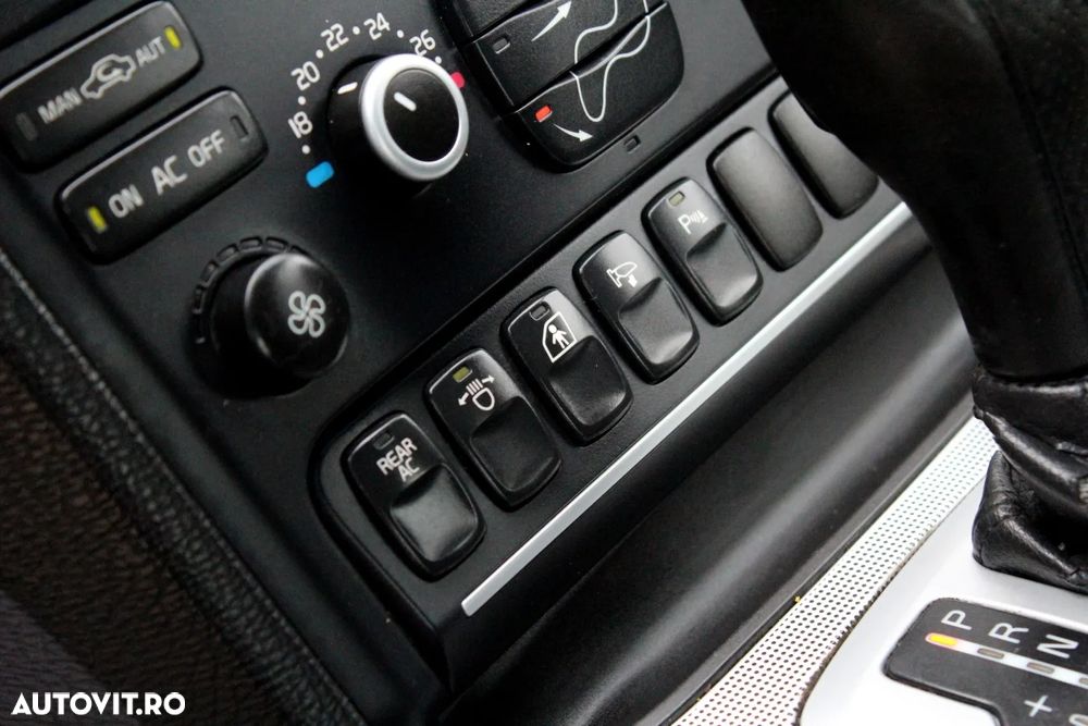 Volvo XC 90 D5 AWD Rdesign - 20