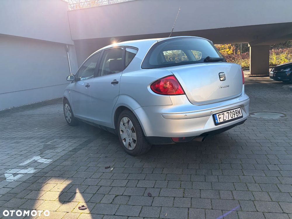 Seat Toledo 1.6 Reference - 5