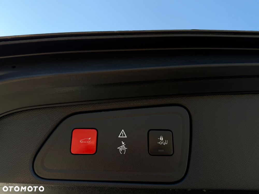 Peugeot 3008 BlueHDi 180 Stop & Start EAT8 GT - 34