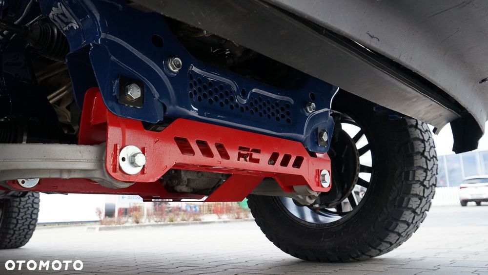 RAM 1500 Crew Cab MB Sport - 12