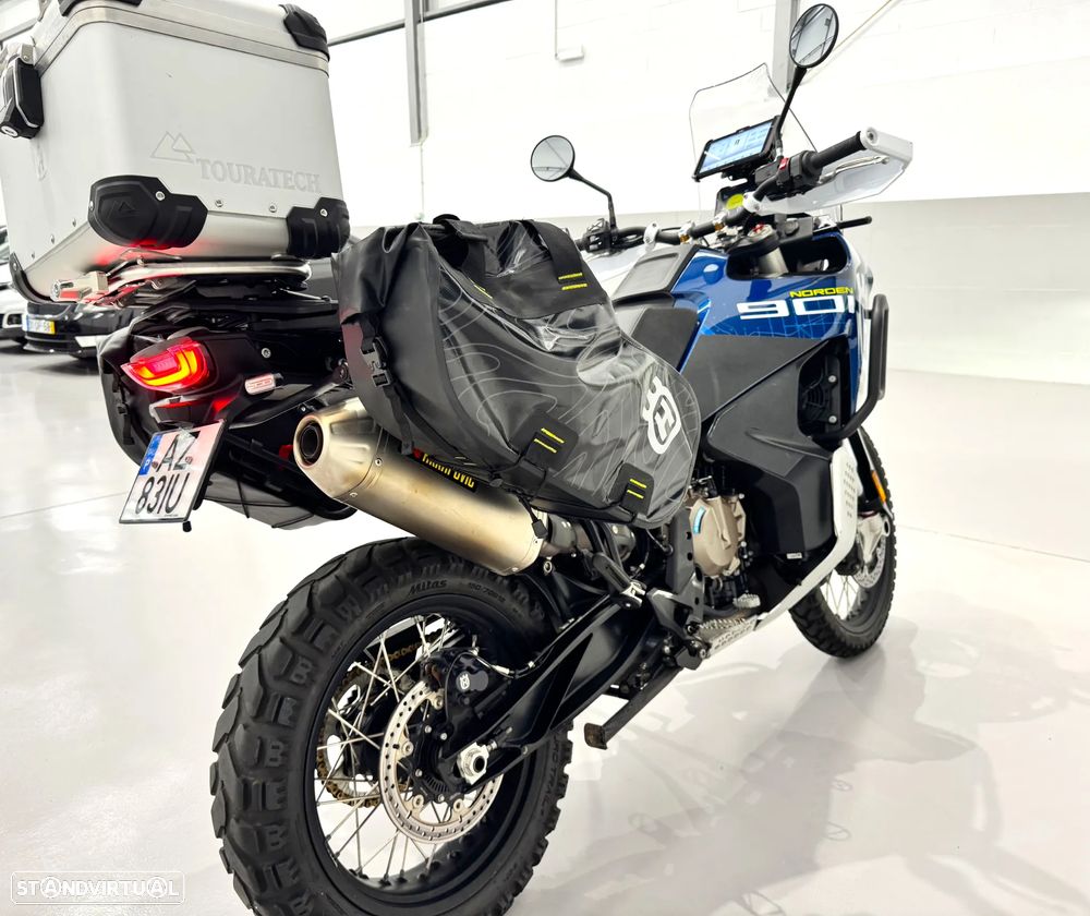 Husqvarna Norden 901 EXPEDITION - 14